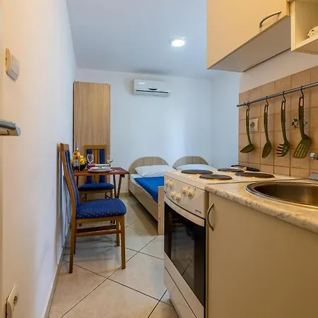 Apartment Cozy In With Wifi Seline